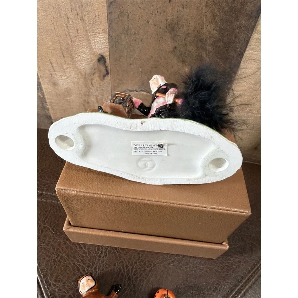 Dept 56 Halloween Village Figure A Gravely Haunting Bat Trick-Or-Treat Kid *Read